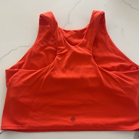 Athleta Conscious Crop (Large) - Picture 3 of 3